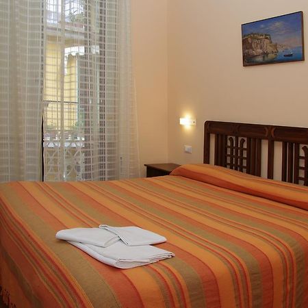 Dolcevitasorrento Guest House Экстерьер фото